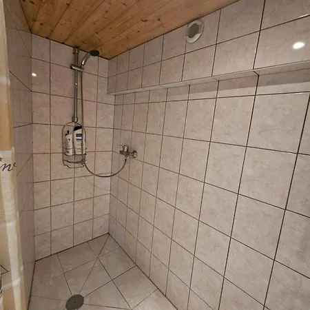 Les Huit Joyeux Randonneurs Au Sauna Appartement La Bresse